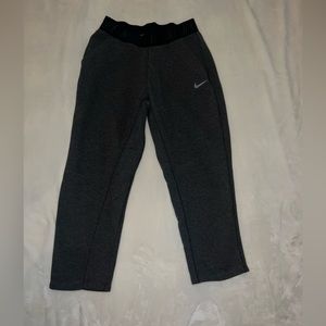 Nike dr-fit Women’s Capri Sweatpants